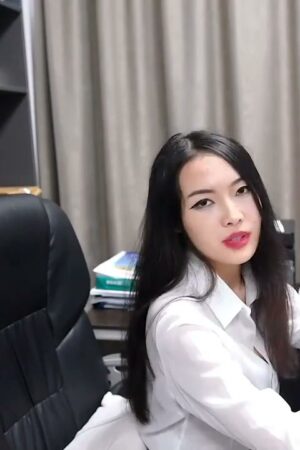 Yua Mikami và CUS-1968: Đẳng cấp nữ hoàng, đê mê tột đỉnh
