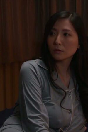 Yuna Shiina và JUQ-431: Phá vỡ giới hạn với vẻ đẹp kiêu sa