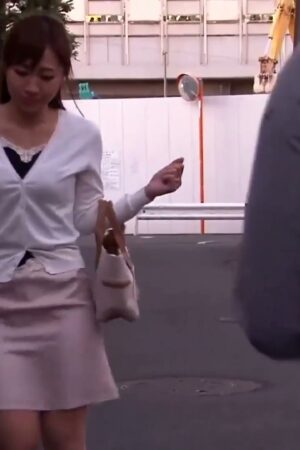 Yuka Aoyama bùng nổ nhục dục trong JUX-053: Đẳng cấp của sự đê mê