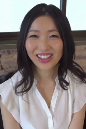 Shuri satomi – MEYD-001: Nữ hoàng quyến rũ chinh phục mọi giới hạn