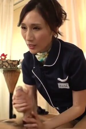 Julia MEYD-719: Nữ thần massage đưa bạn lên đỉnh thăng hoa tột cùng