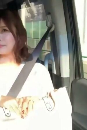 Ayumi Natsukawa: Đẳng cấp quyến rũ bùng nổ trong MEYD-769