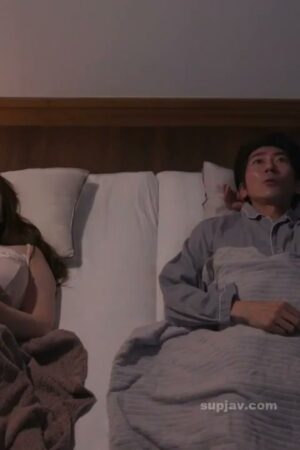 Yumi Kazama, Maki Tomoda JUQ-121: Đỉnh cao nhan sắc và sự đê mê tột đỉnh