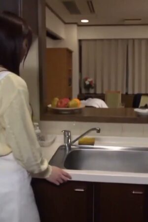 Shiori Kamisaki: Nữ thần cấm kỵ và đêm hoan lạc MIDE-243