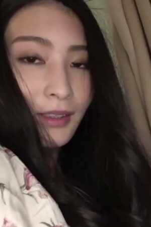 Suzu Honjo trong STARS-400: Đẳng cấp siêu sao và khoảnh khắc đê mê tột đỉnh