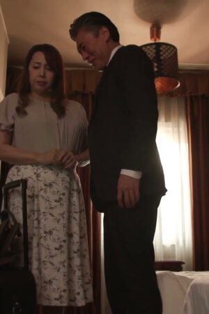 Yumi Kazama và đêm ân ái thượng lưu JUQ-974